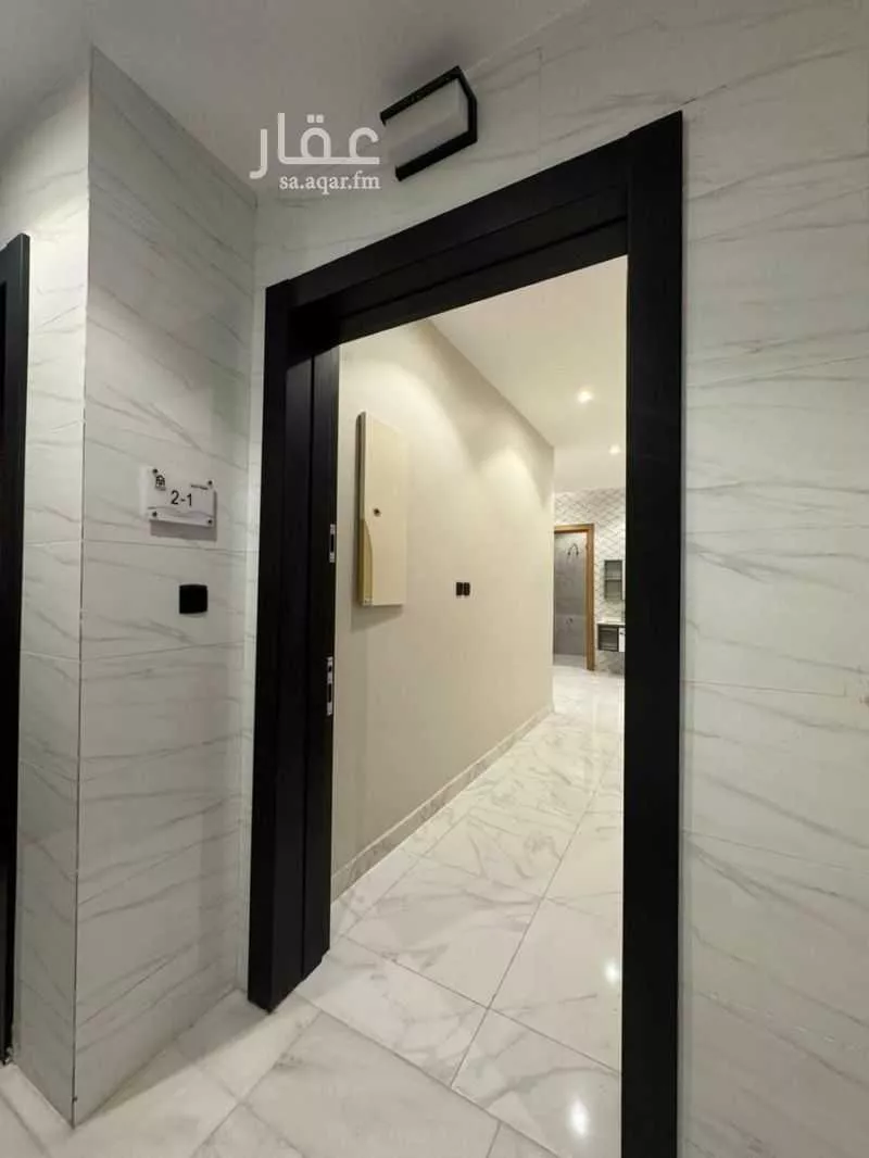 شقة 5 غرف في الريان 4