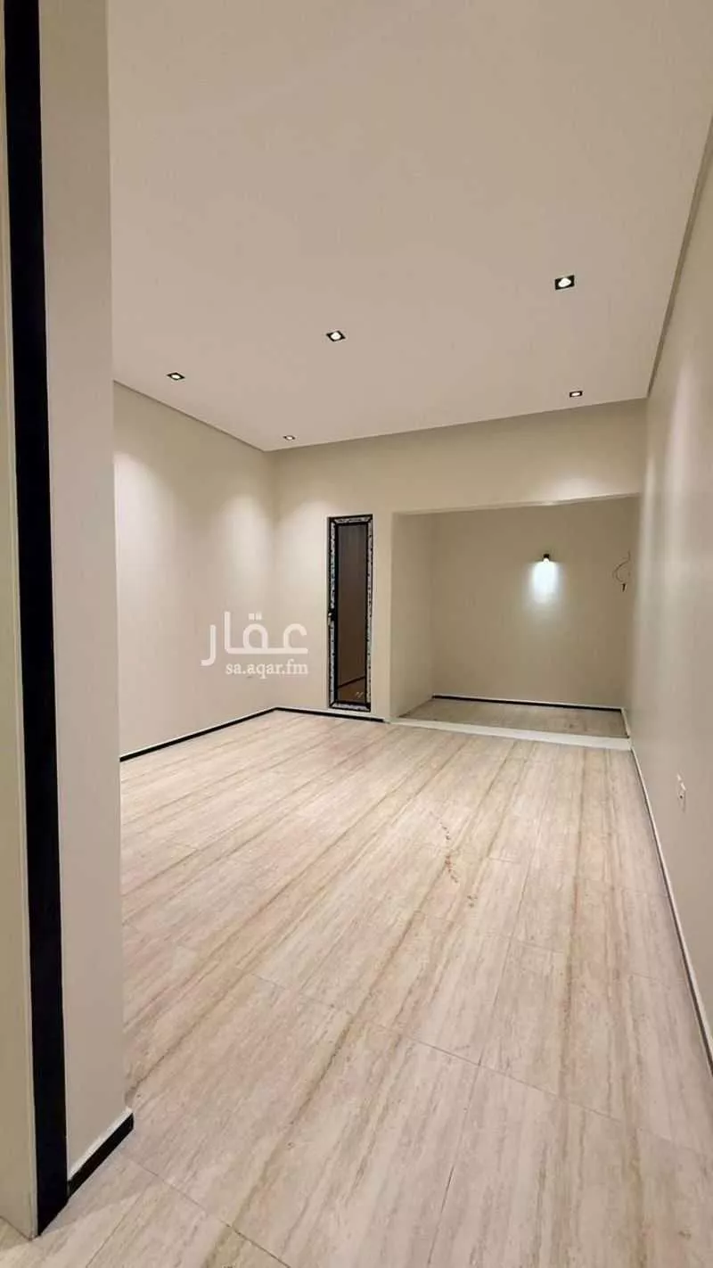 3 bedroom villa in Sports City, Eastern Province 7