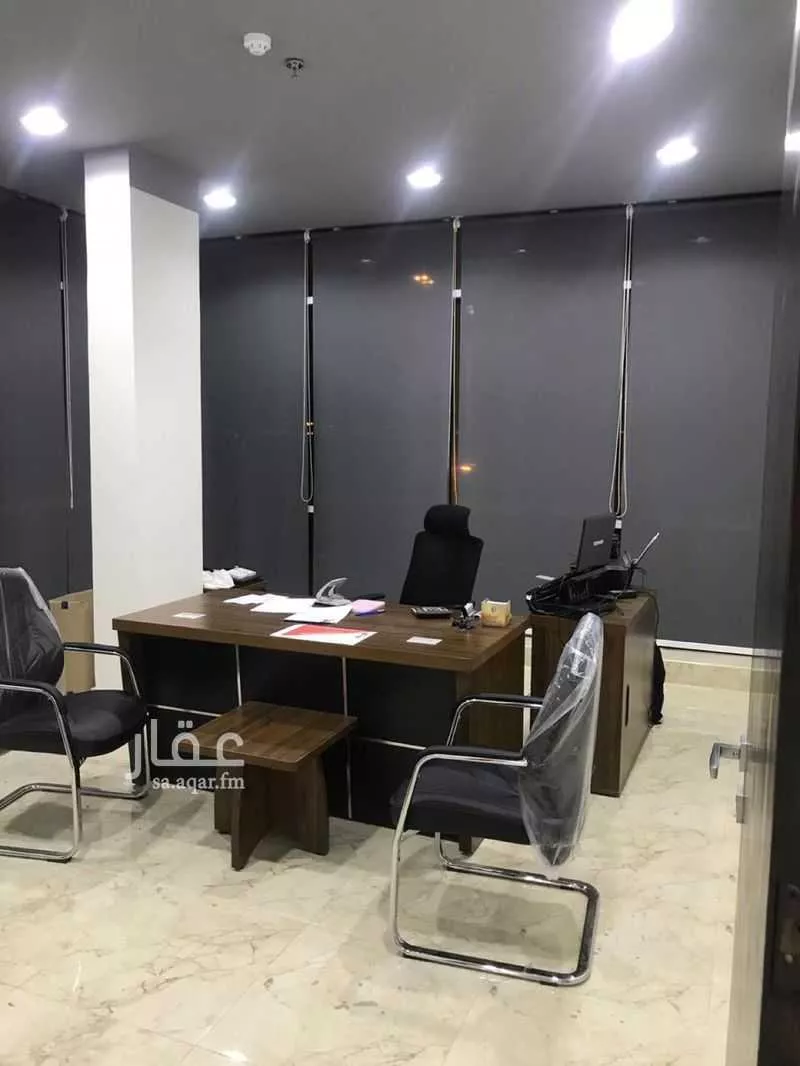 مكتب 240 م² في المنار 3
