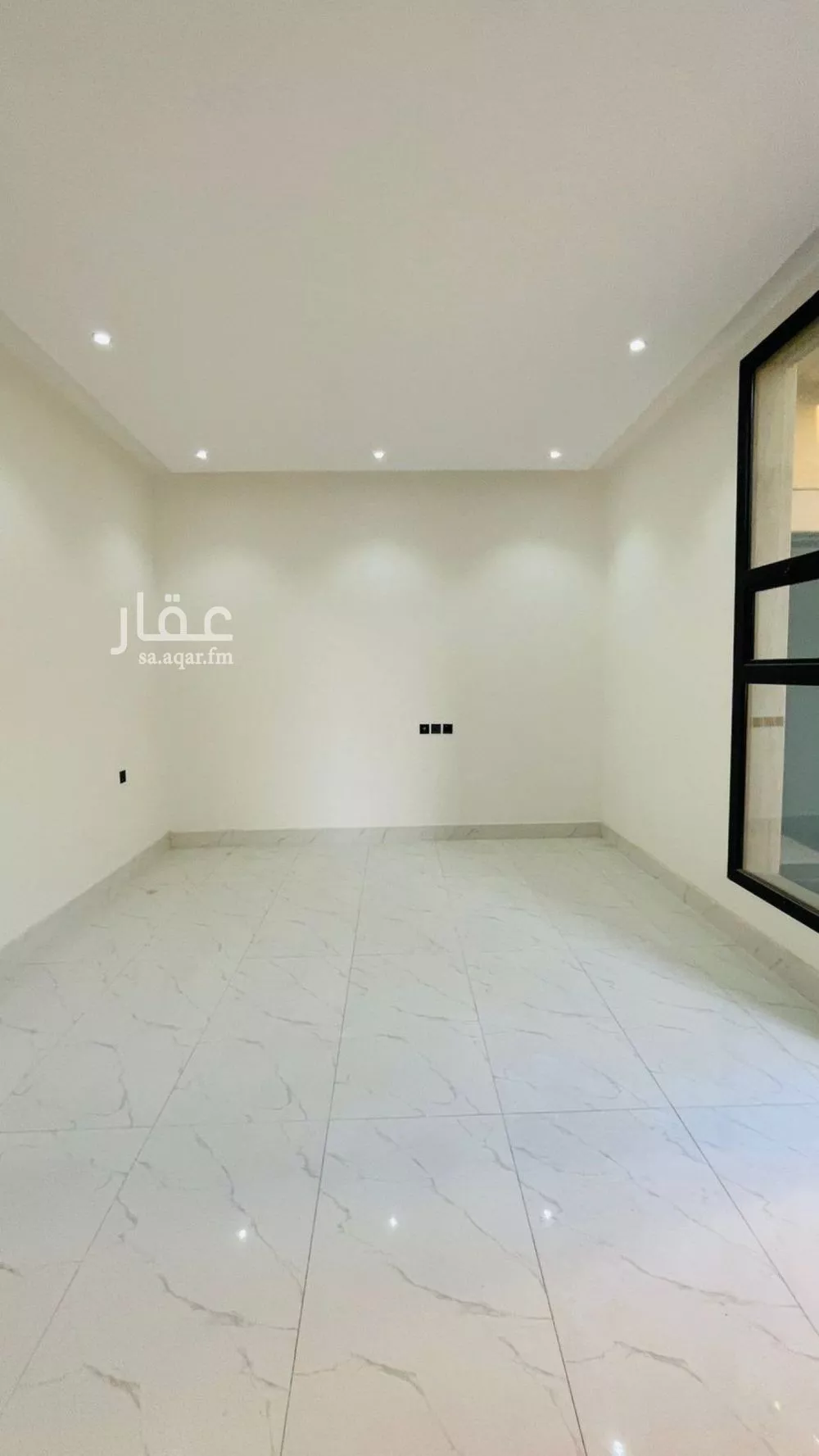 فيلا 5 غرف في العريجاء الغربية 3