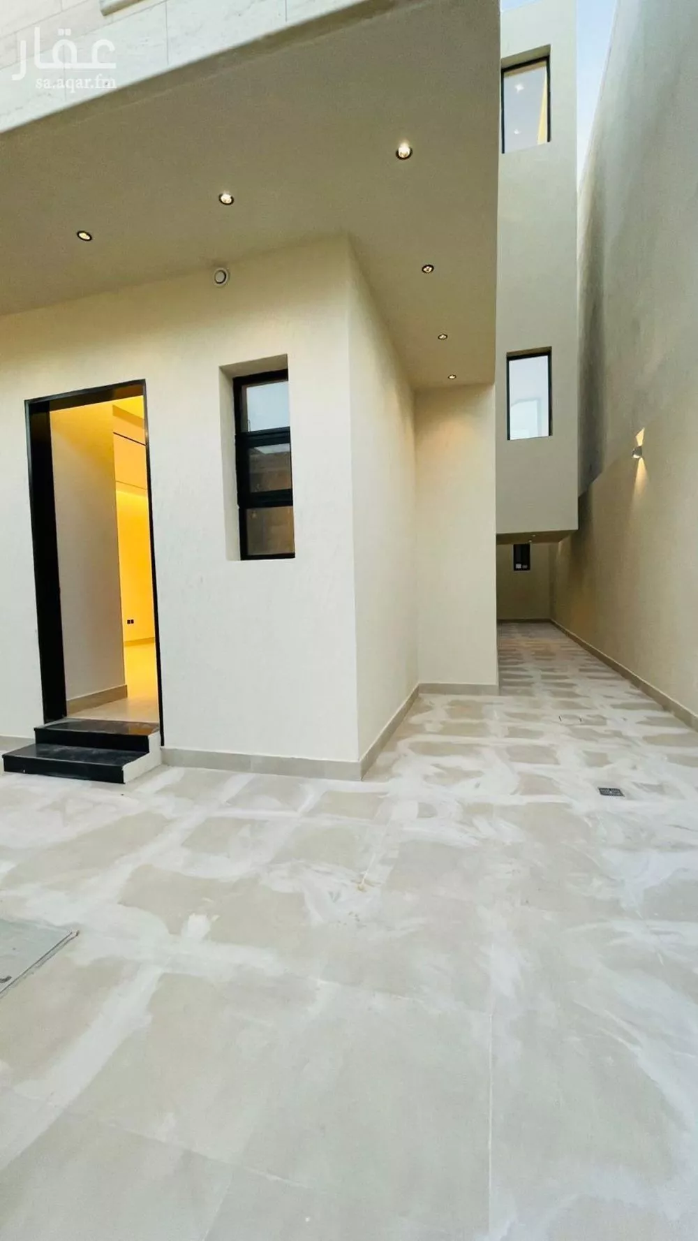 5 bedroom villa in Al Uraija Al Gharbiyah 3