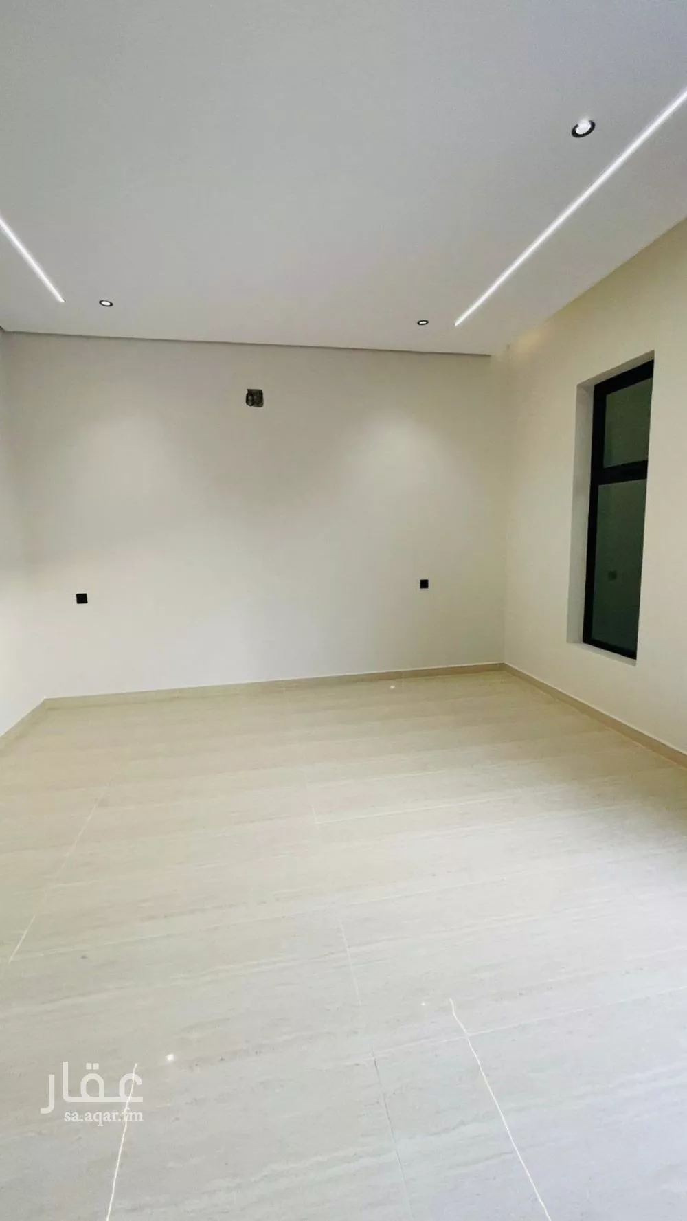 فيلا 5 غرف في الحزم 3