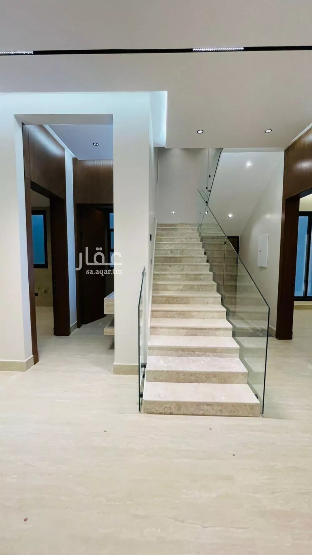 5 bedroom villa in Al Uraija Al Gharbiyah 4