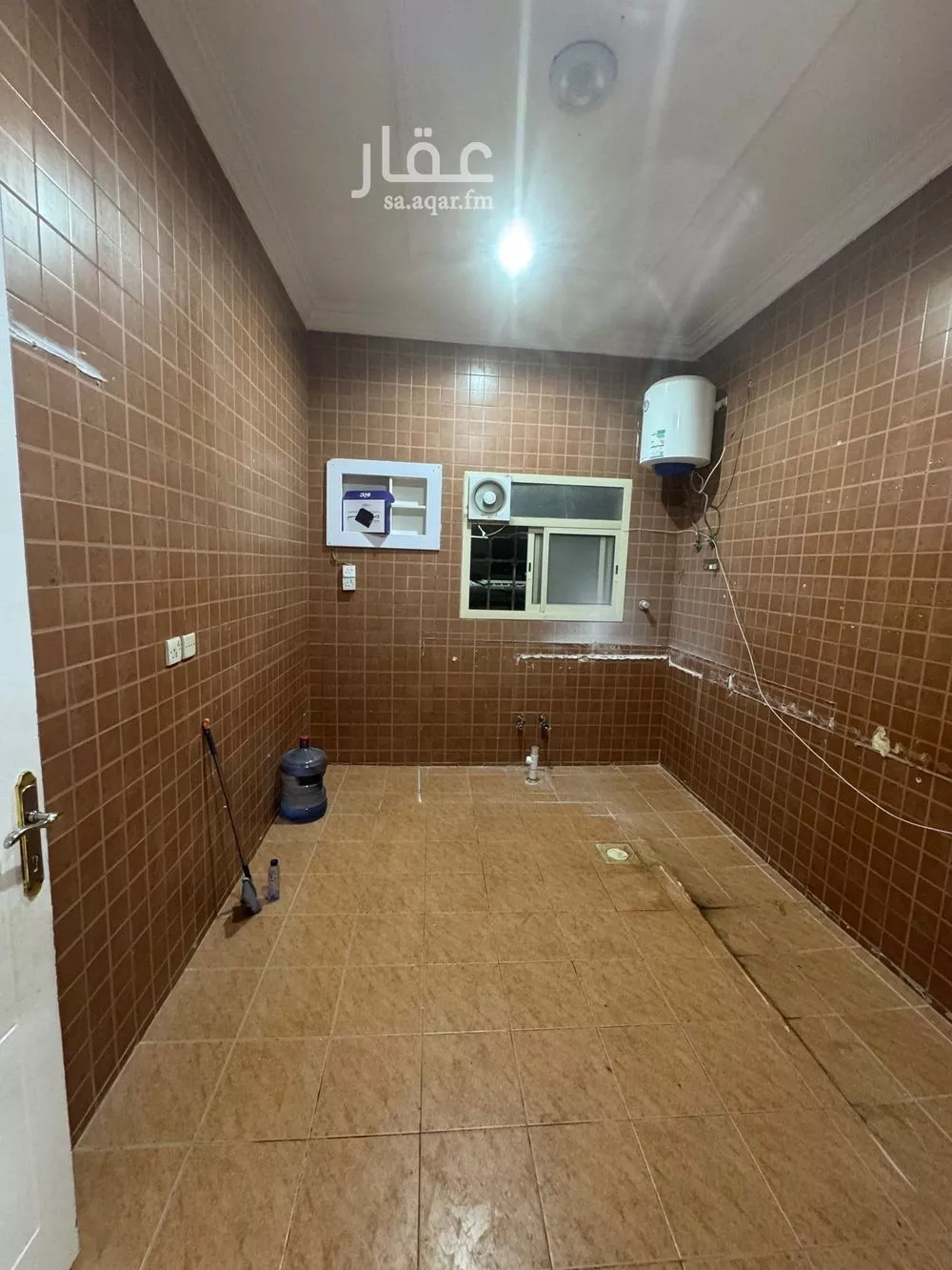 3 bedroom floor in Al Yarmouk 2
