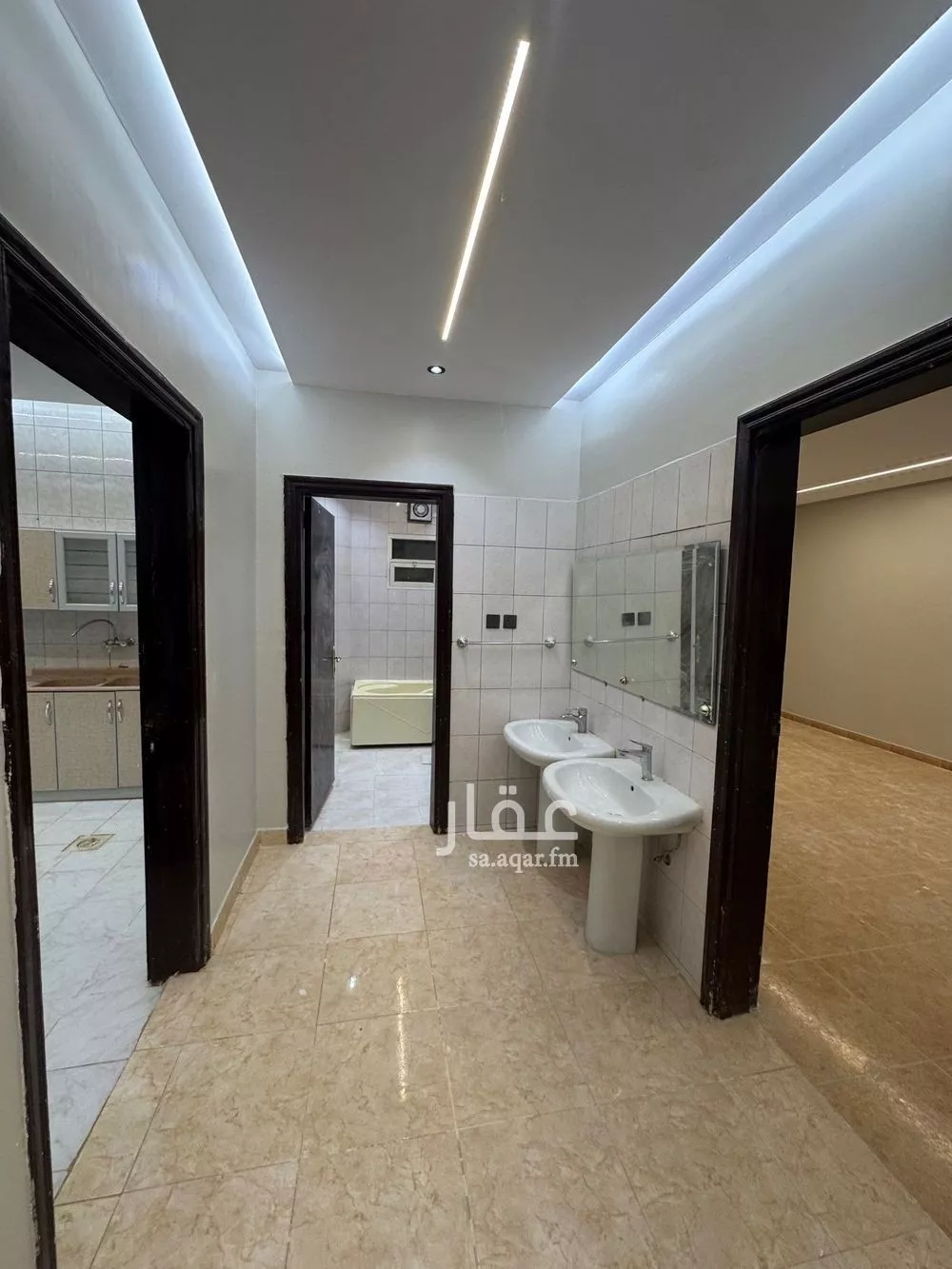 4 bedroom floor in Ishbiliyah 2