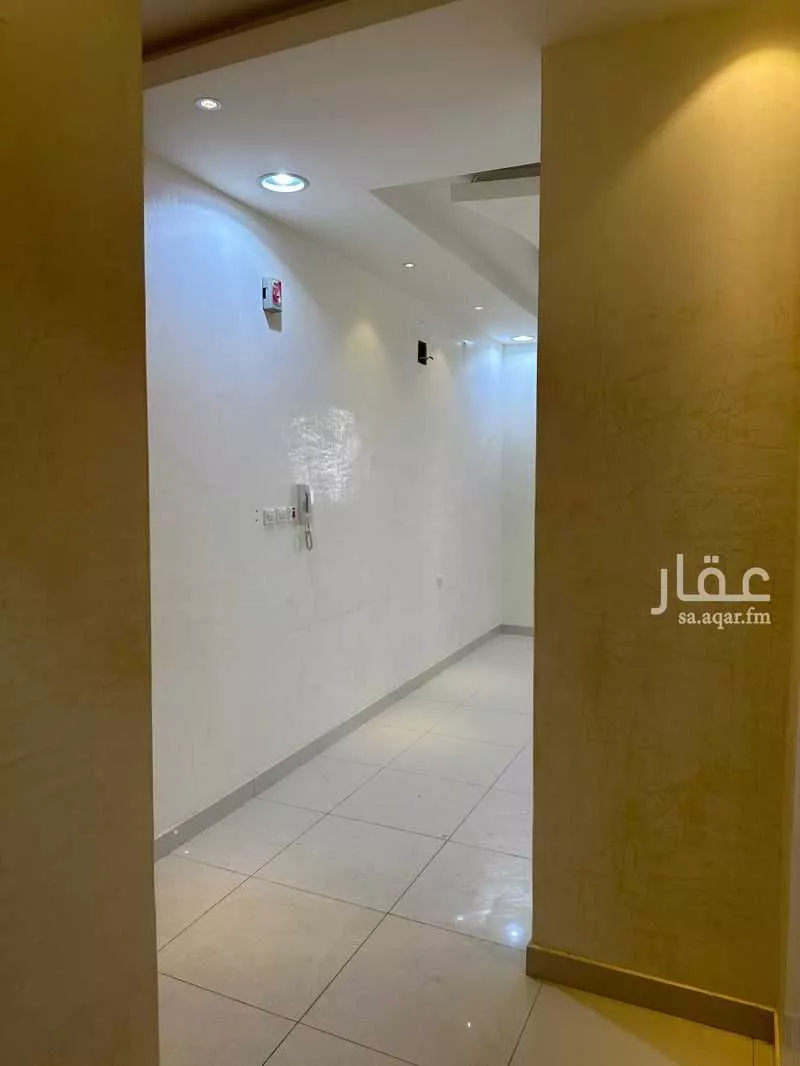 5 bedroom apartment in Dhahrat Laban 5