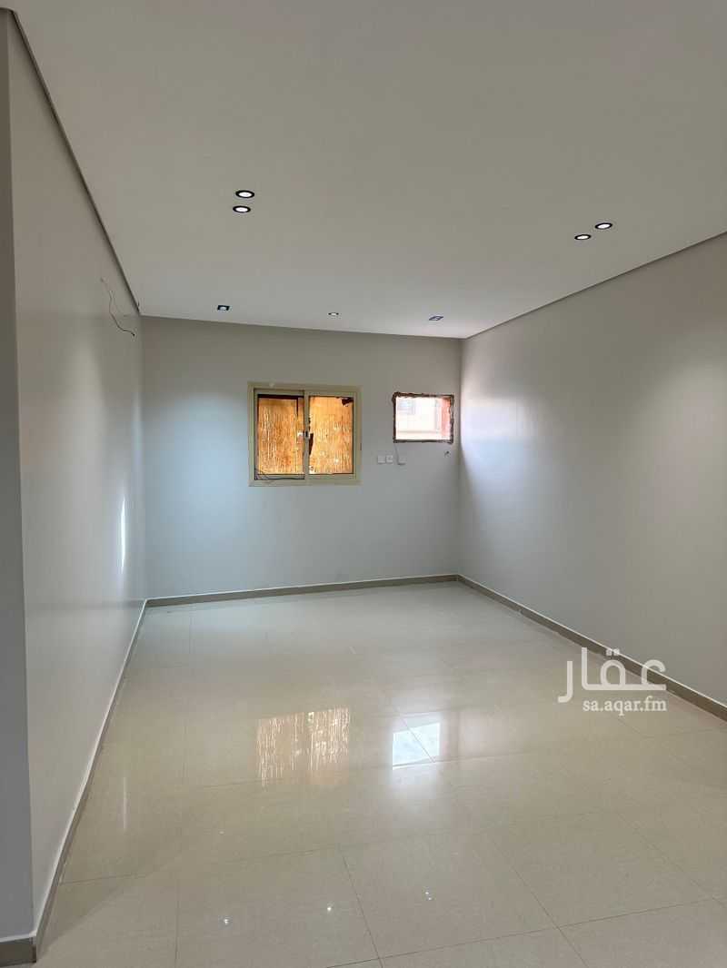 4 bedroom apartment in Riyadh 13