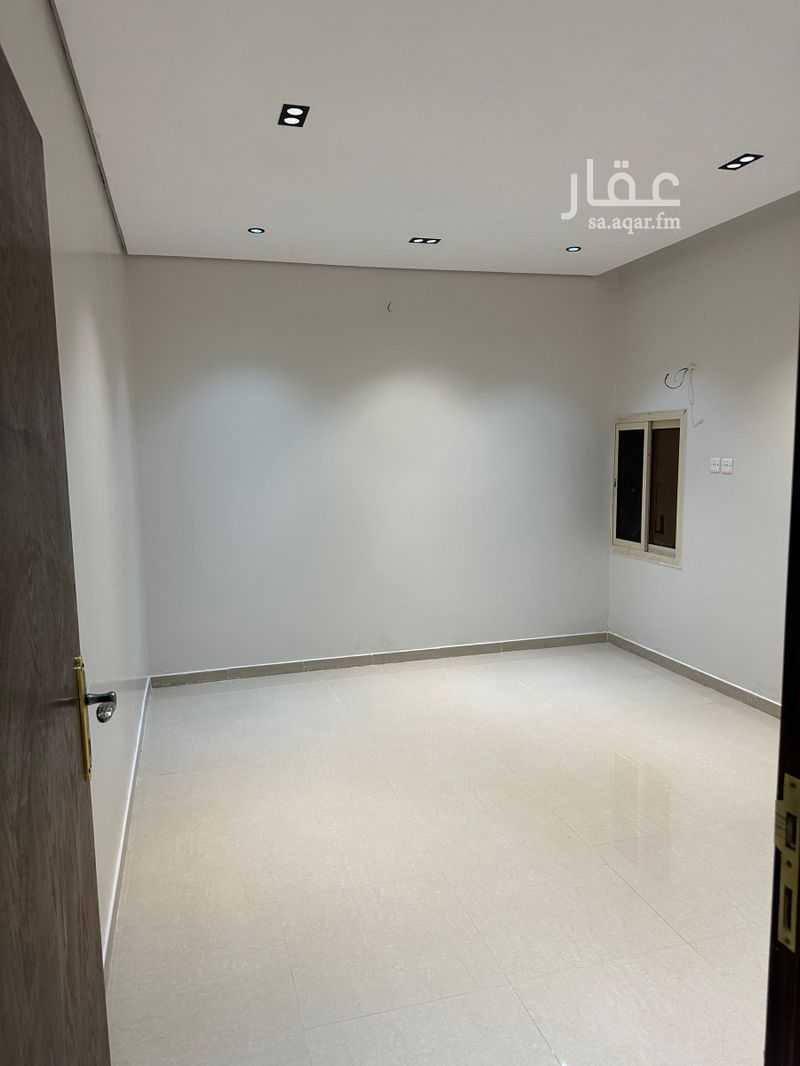 4 bedroom apartment in Riyadh 11