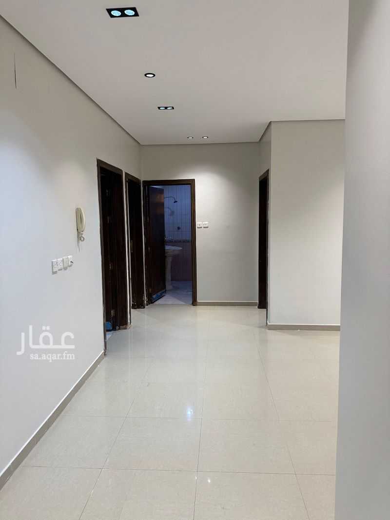 4 bedroom apartment in Riyadh 9