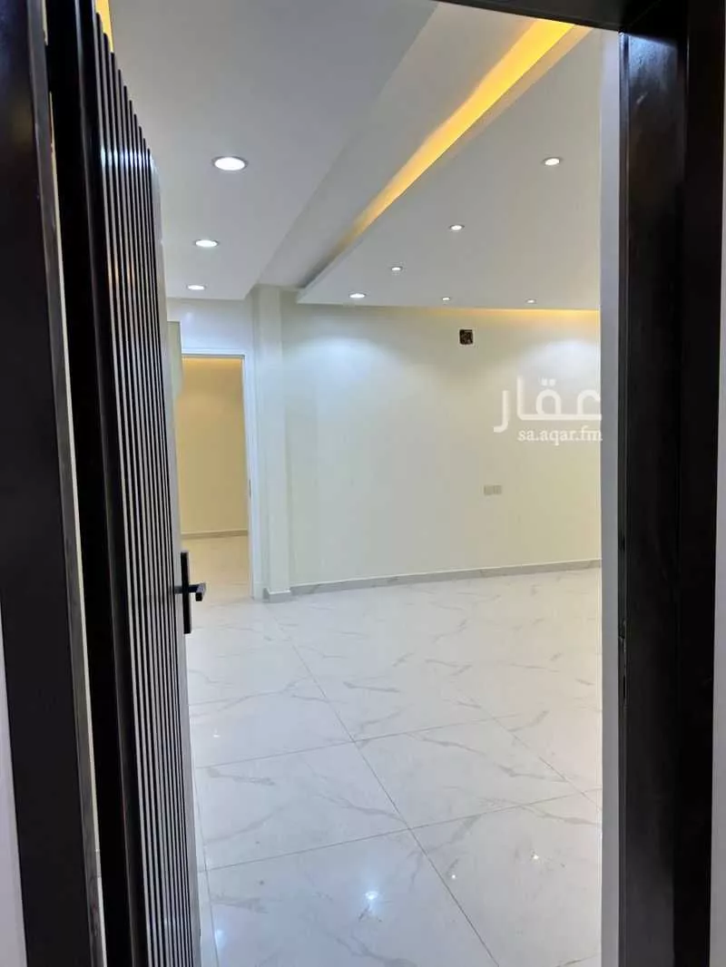 شقة 5 غرف في العريجاء الغربية، الرياض 15