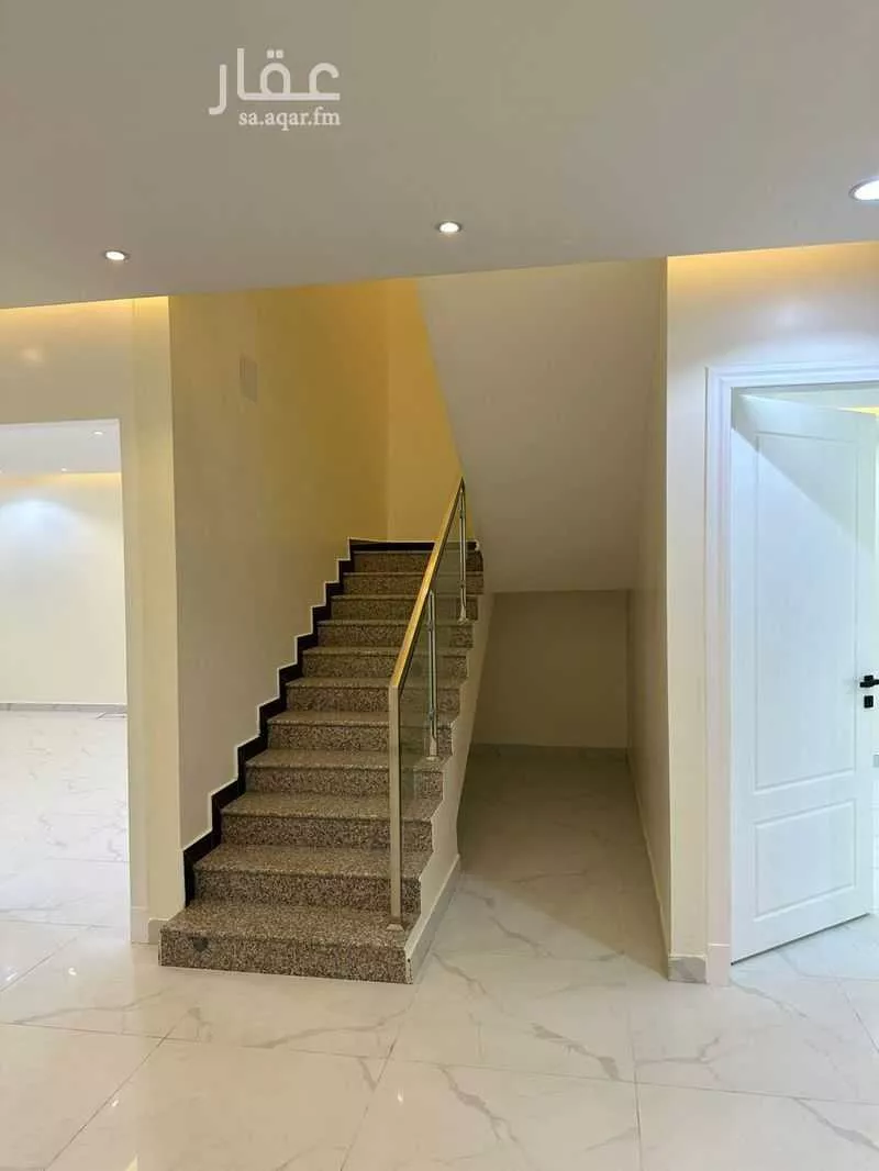 4 bedroom apartment in Al Uraija Al Gharbiyah, Riyadh 4