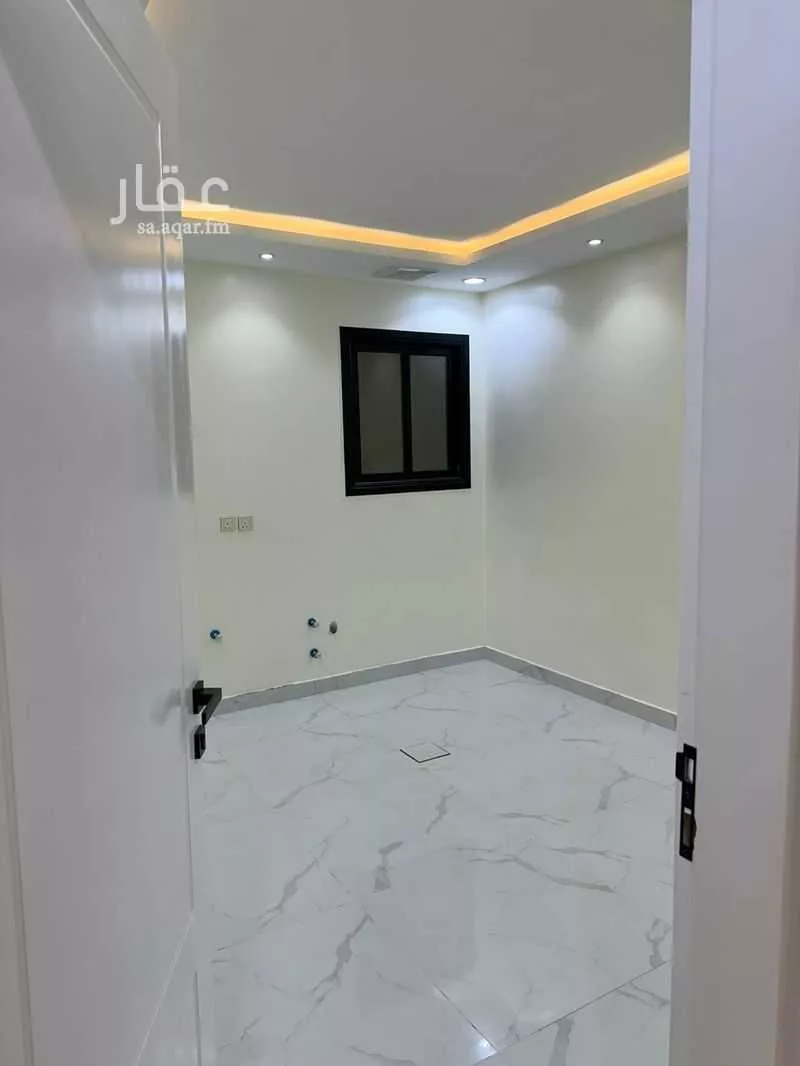 4 bedroom apartment in Al Uraija Al Gharbiyah, Riyadh 8