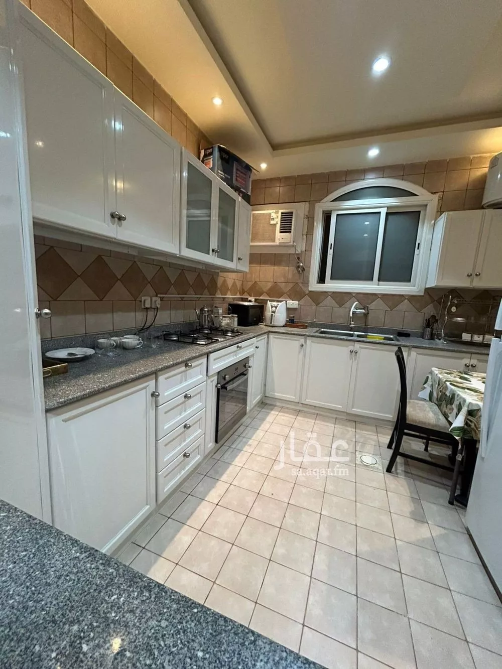 3 bedroom apartment in King Faisal, Riyadh 4