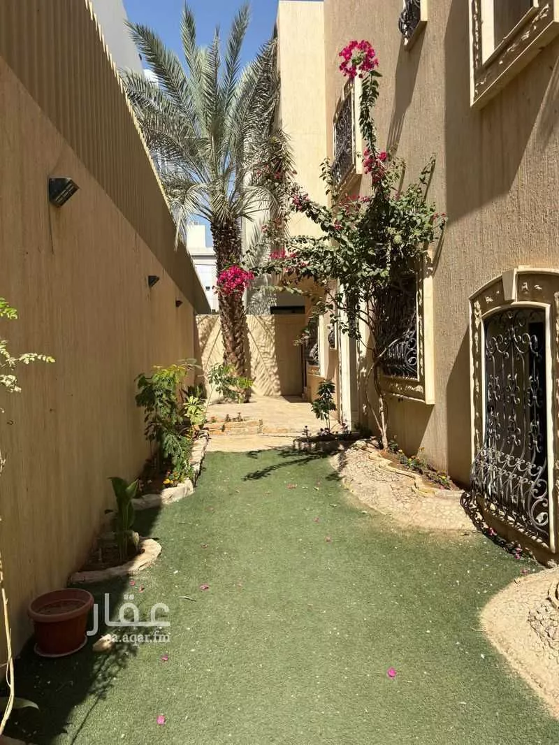 5 bedroom villa in Al Aqiq 4