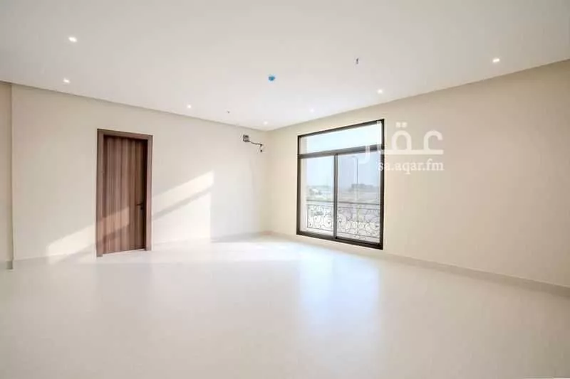 3 bedroom apartment in Al Fanar, Eastern Province 8