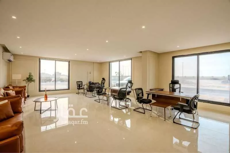 4 bedroom apartment in Al Fanar 3