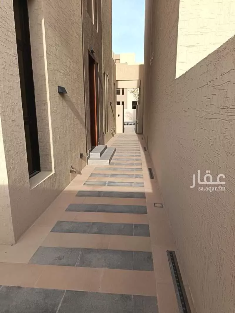 فيلا 4 غرف في الرياض 5