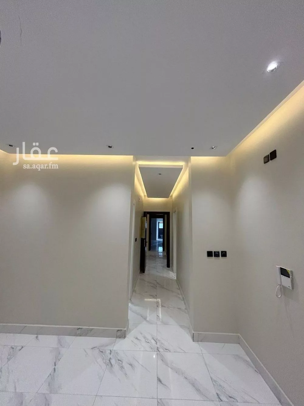 شقة 4 غرف في الواحة 2