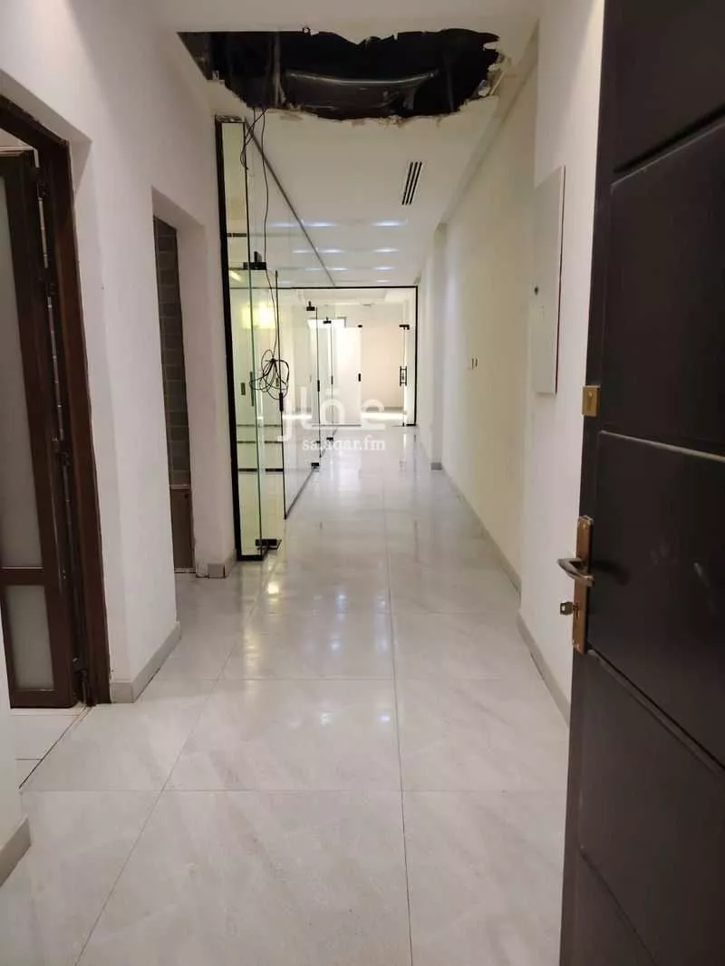 مكتب 2553 م² في العارض 2