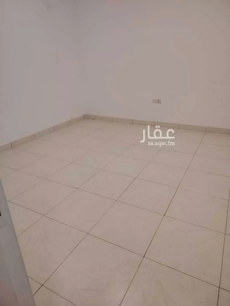 شقة 6 غرف في الندى 4