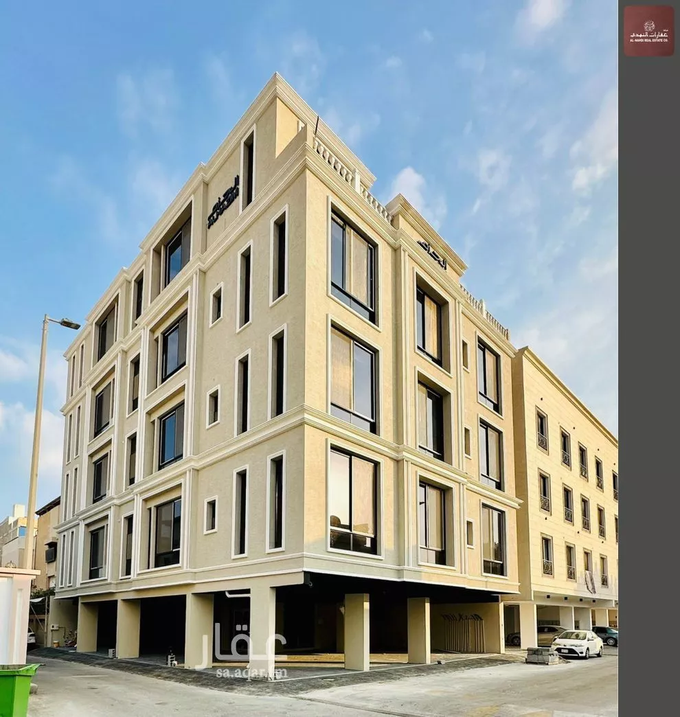 عمارة 348 م² في مدينة العمال 2