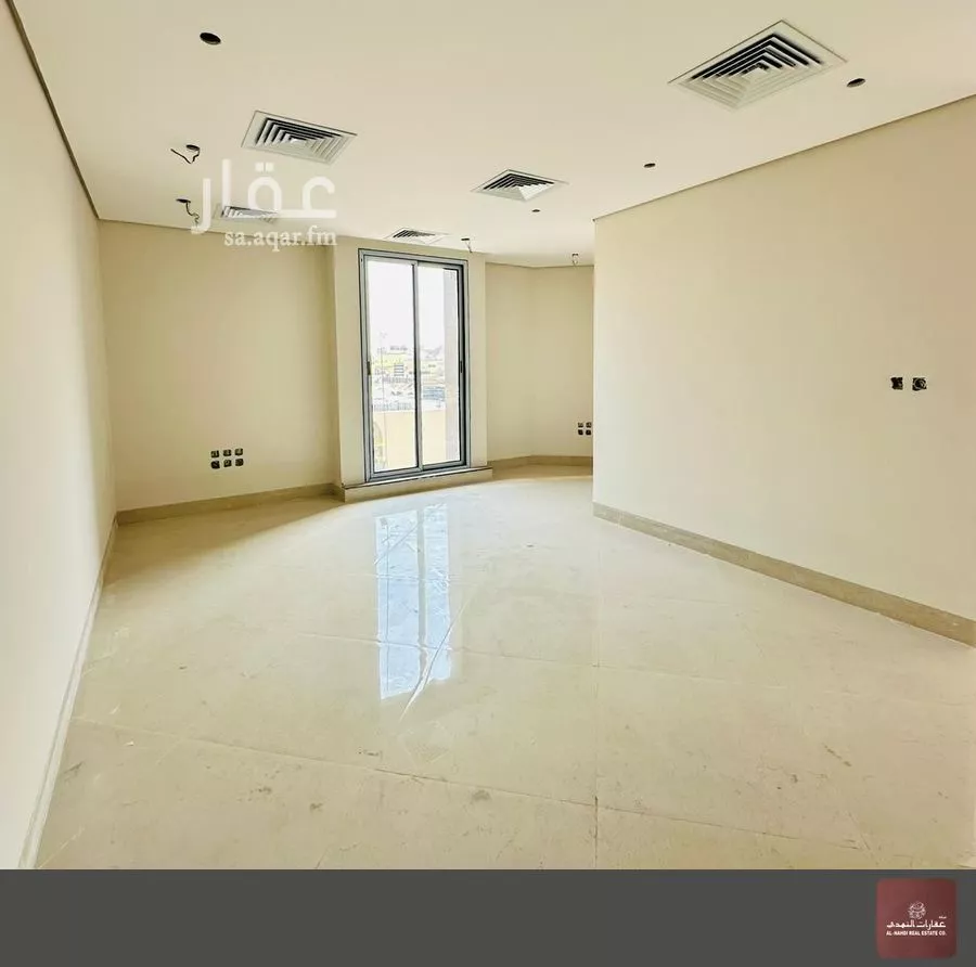2 bedroom office in Al Aqrabiyah, Eastern Province 5