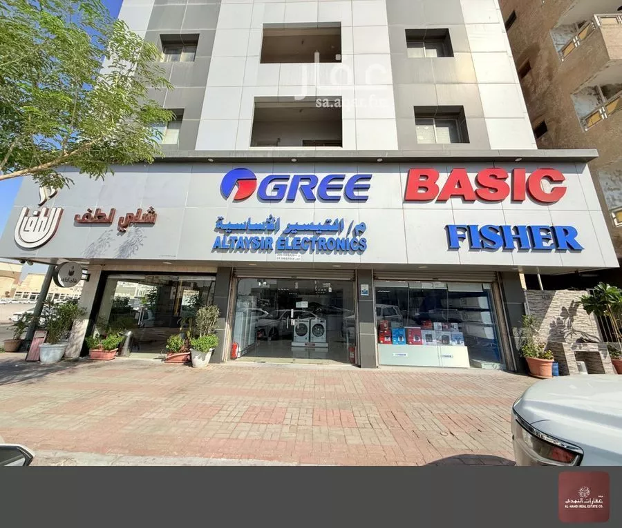 محل 313 م² في الخبر الشمالية 2