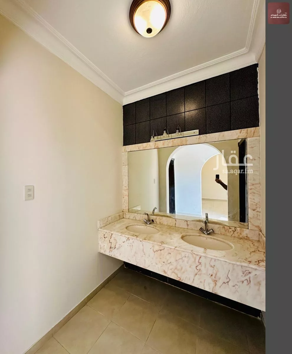 8 bedroom villa in Al Jisr, Eastern Province 23