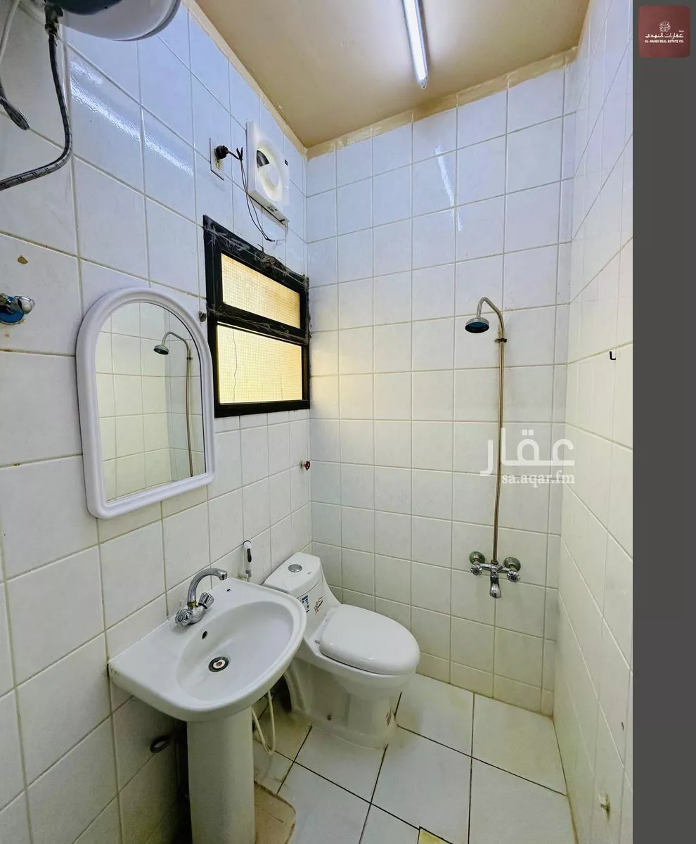 شقة 1 غرف في الثقبة 5