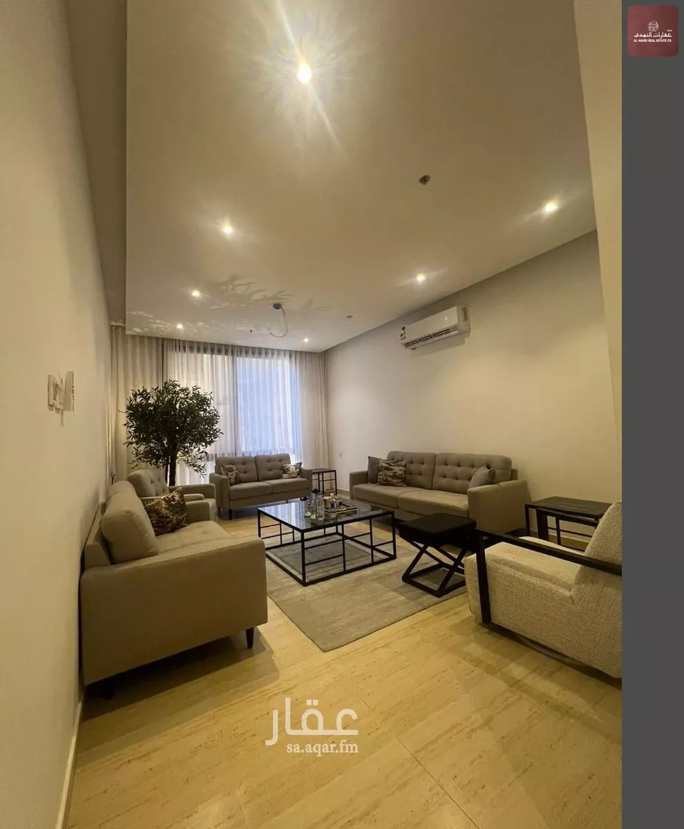 شقة 4 غرف في الحمرا 1