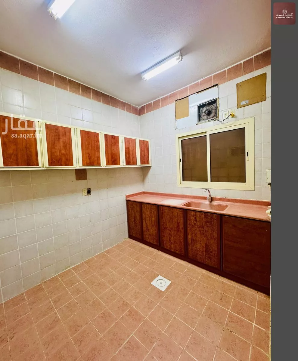 2 bedroom apartment in South Al Khobar 5