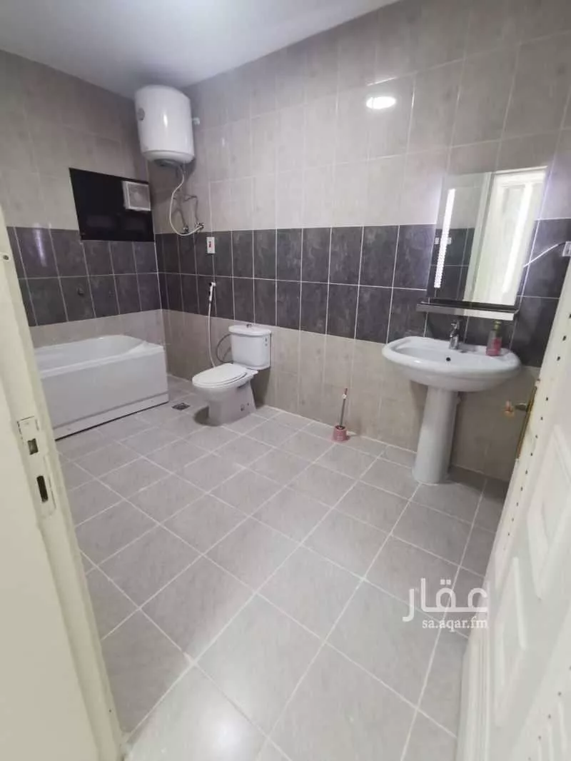 3 bedroom apartment in Al Safa 5