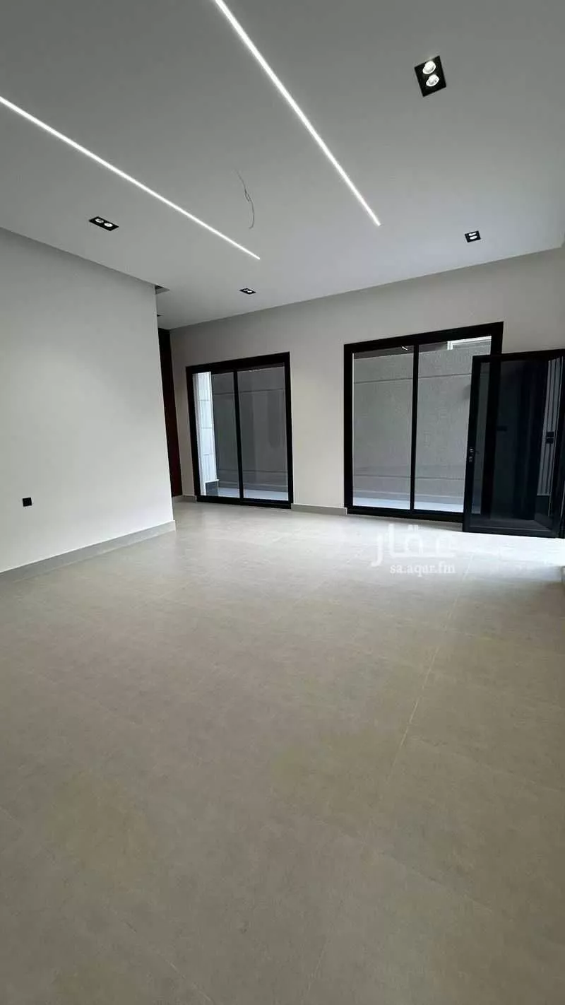 فيلا 4 غرف في الرمال 1