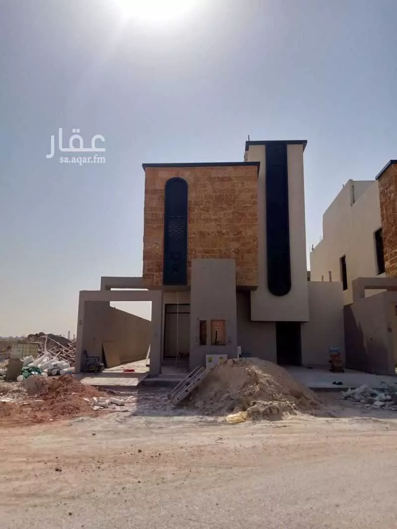 4 bedroom floor in Al Maizilah 2