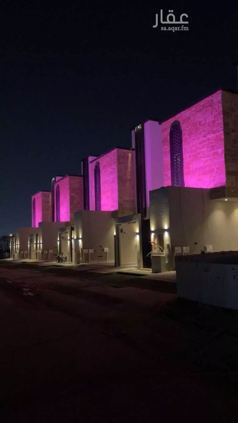 4 bedroom floor in Al Maizilah 1