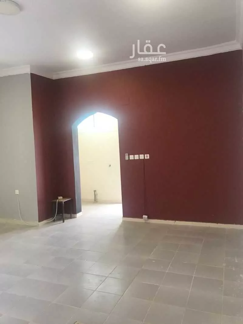 2 bedroom floor in Qalat Makhit 3