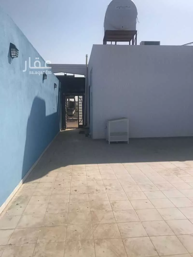 2 bedroom floor in Qalat Makhit 5