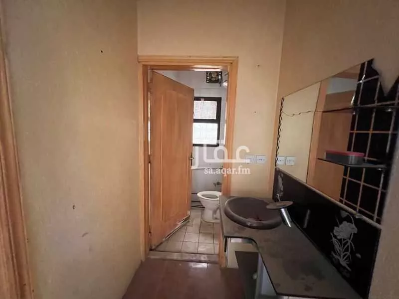 6 bedroom villa in Al Rabwa, Riyadh 8