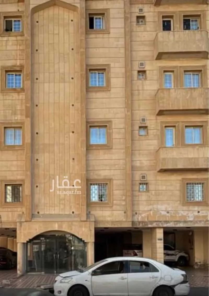 شقة 6 غرف في المروة