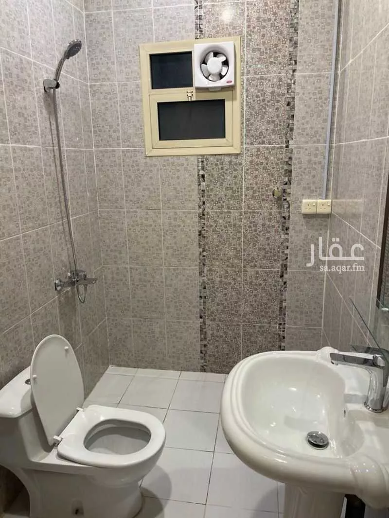 4 bedroom apartment in Al Rawabi, Riyadh 7