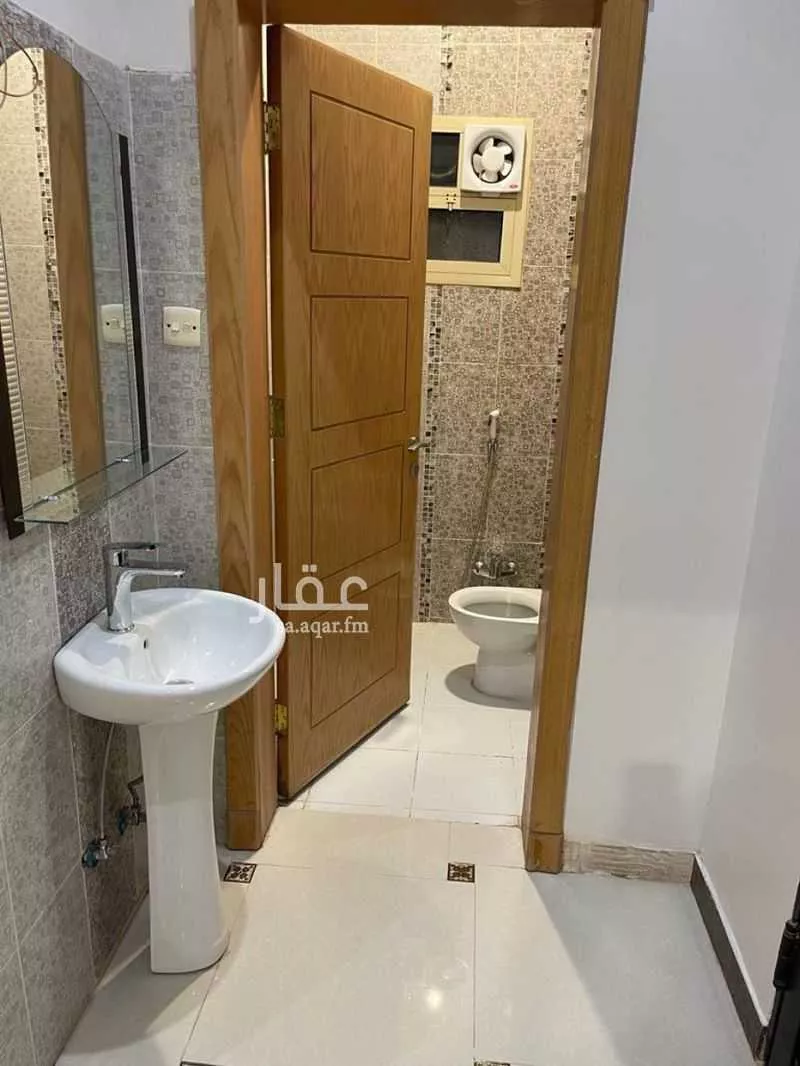 4 bedroom apartment in Al Rawabi, Riyadh 10