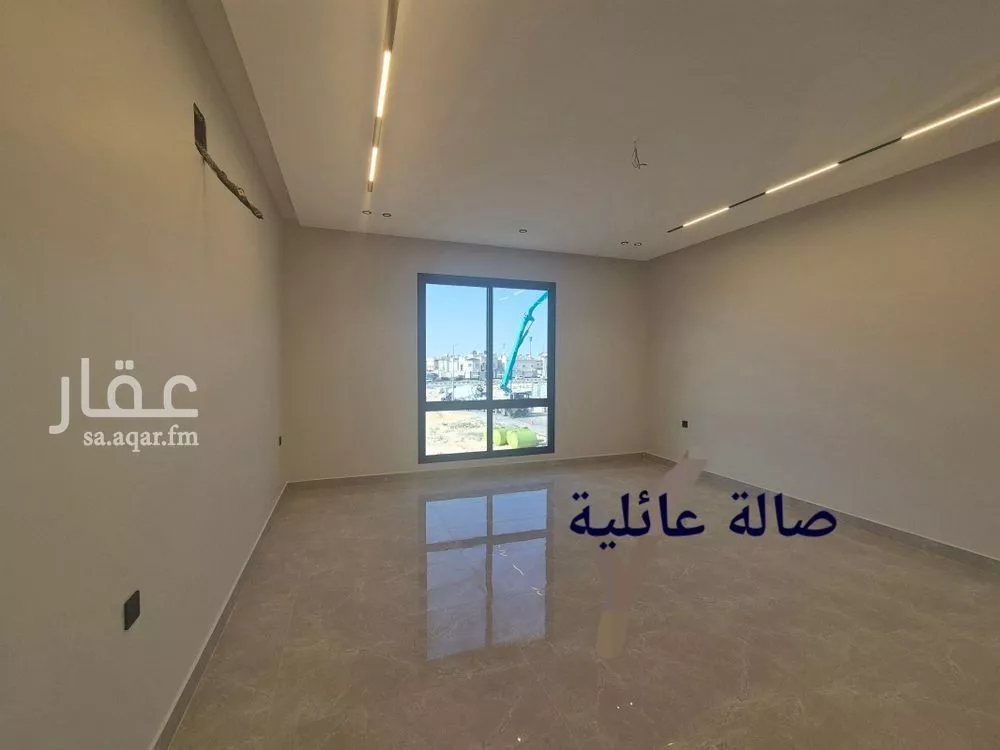 شقة 6 غرف في طيبة 5