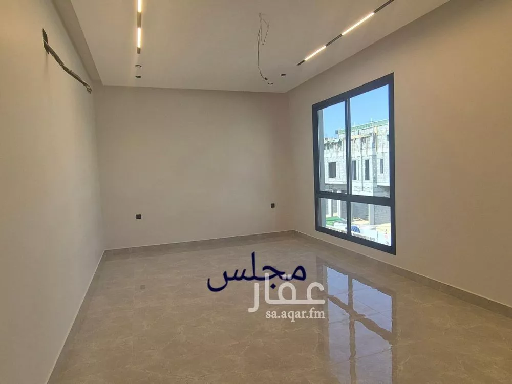 شقة 6 غرف في طيبة 2