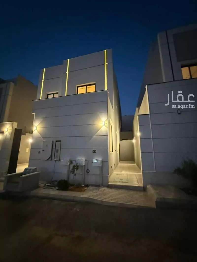 فيلا 6 غرف في الرمال 1