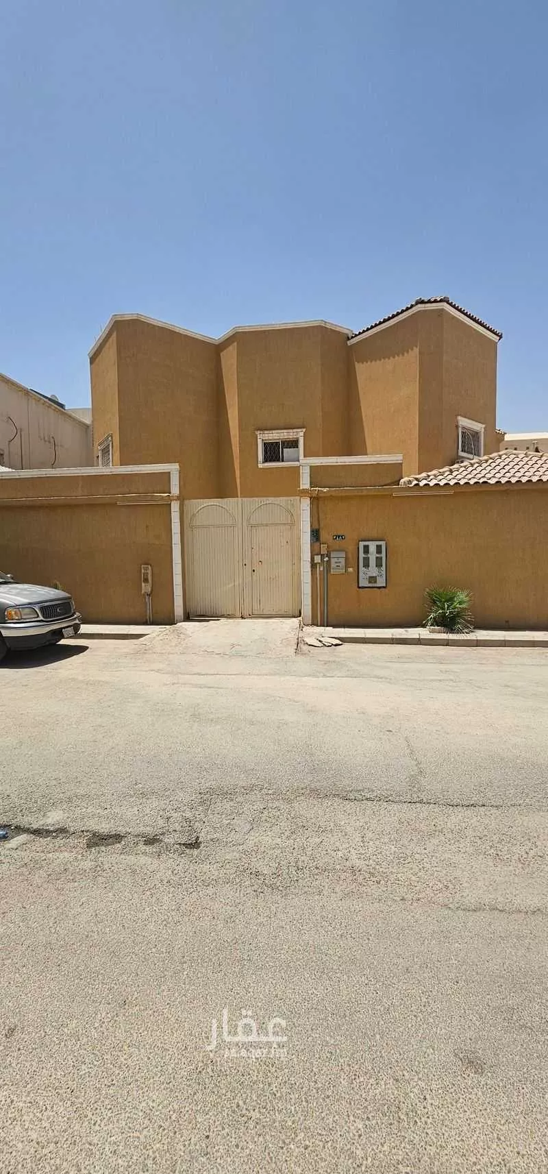 فيلا 8 غرف في الشهداء 2