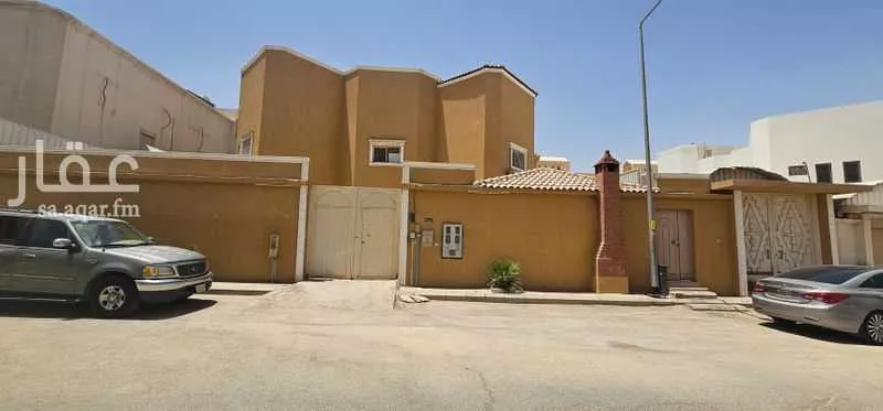 فيلا 8 غرف في الشهداء 1