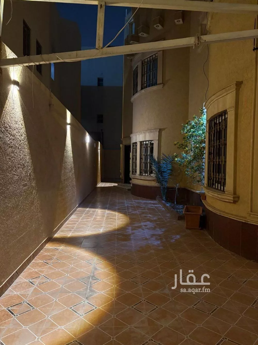 5 bedroom villa in Al Shuhada 2