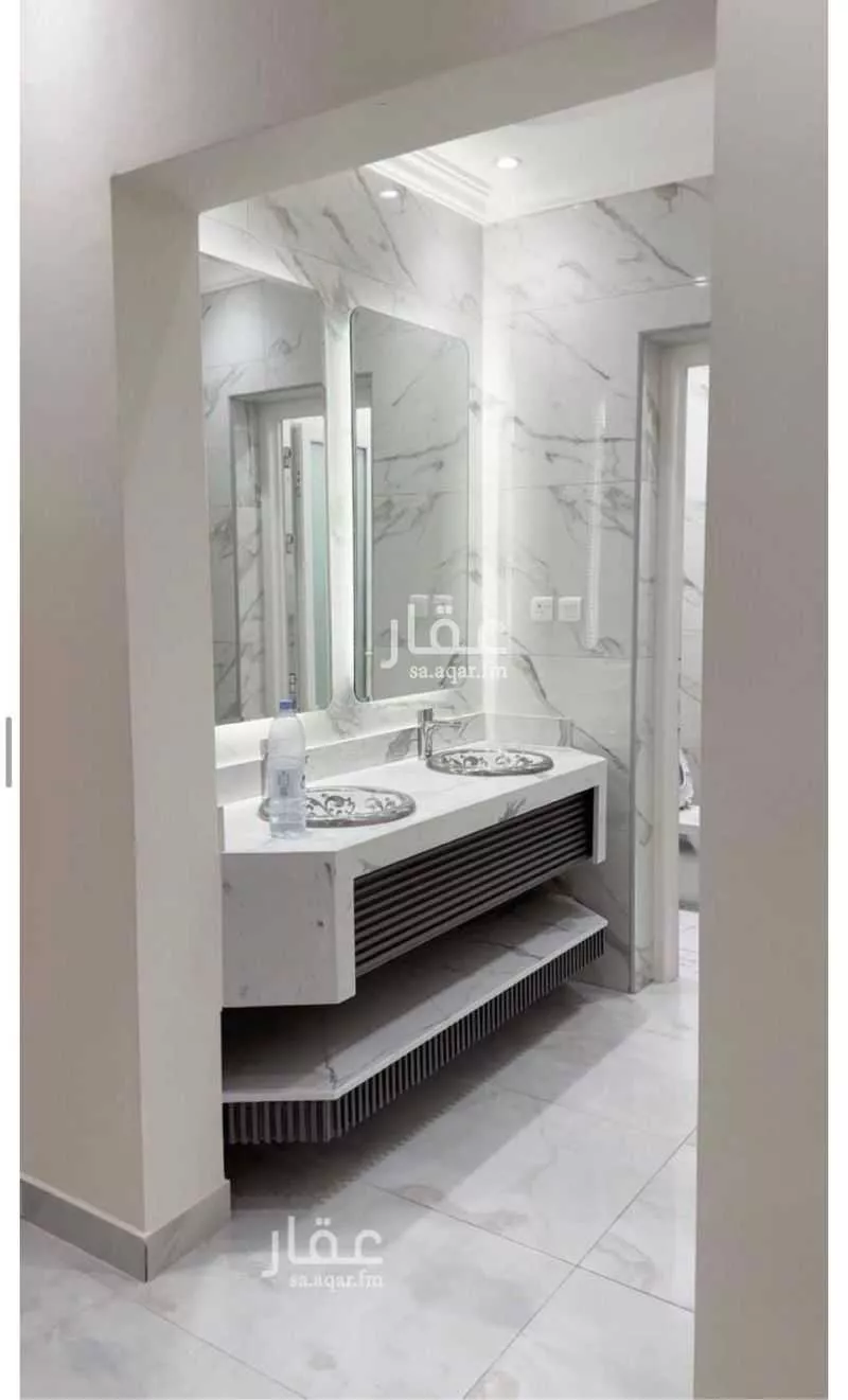 شقة 6 غرف في طيبة 2