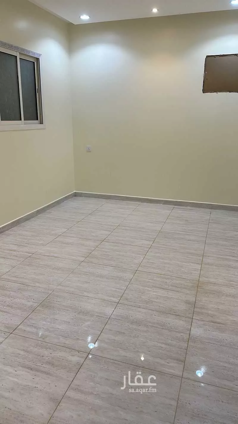 شقة 4 غرف في عريض 4