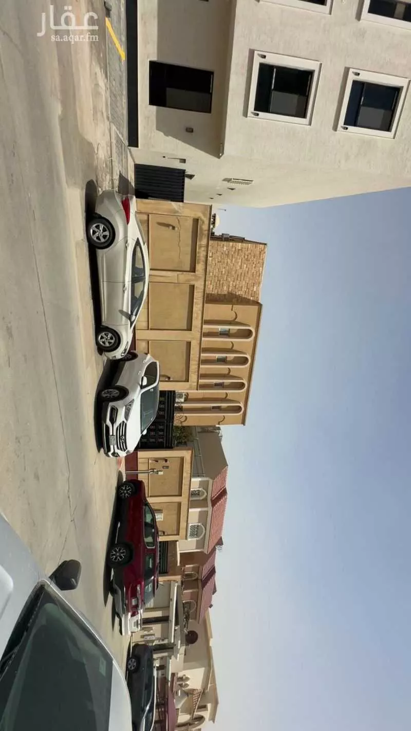 فيلا 10 غرف في الروضة 3